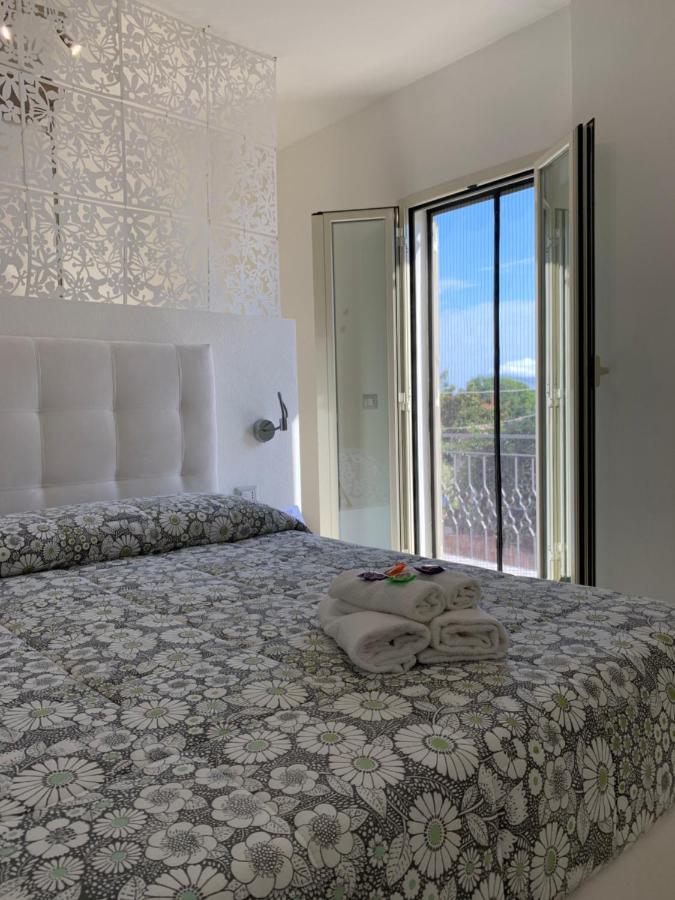 B&B Somiar San Teodoro  Extérieur photo