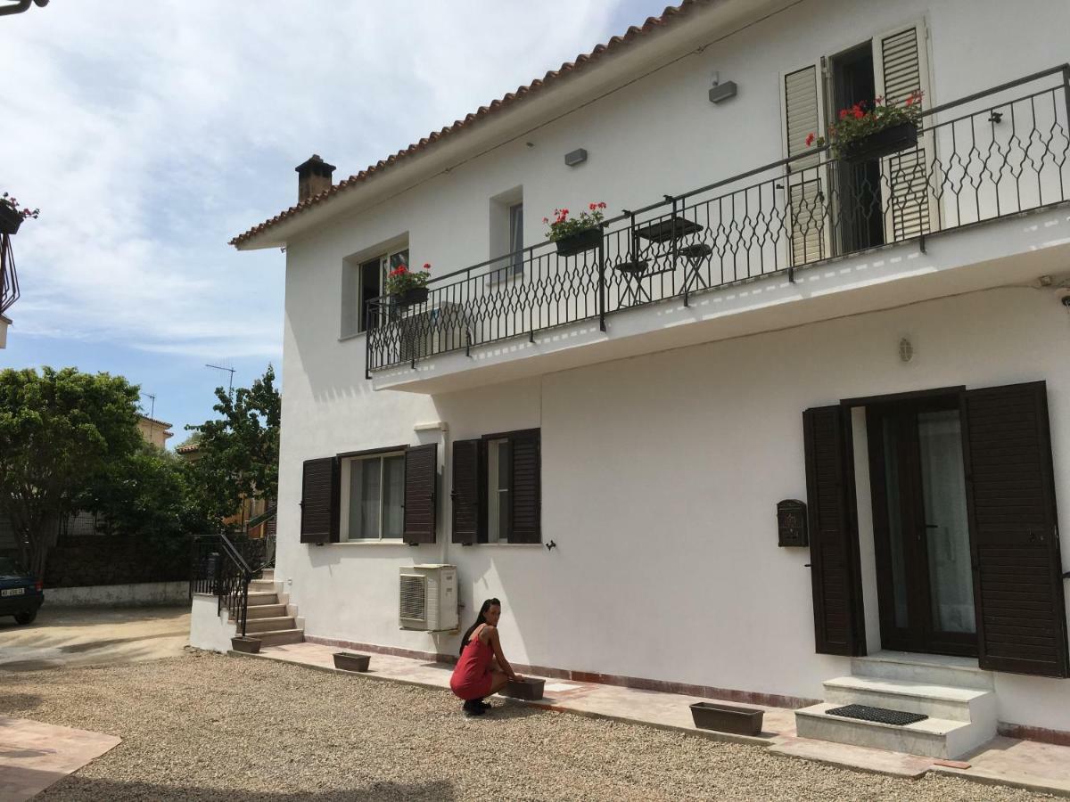 B&B Somiar San Teodoro  Extérieur photo